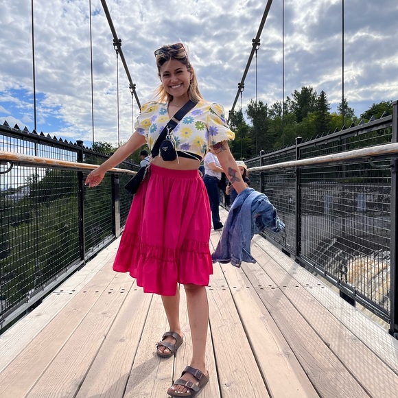 Like for a live show 📺 notification 🔔 - Picture 5 of 10